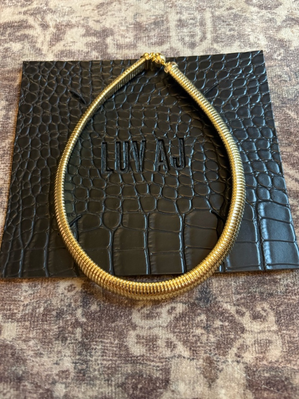 Luv AJ flex snake chain necklace gold - Picture 3 of 6